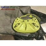 qiqiyg.com official Whatsapp:+8619859551206 Winter Down Jackets Parkas Fashion Outerwear Bulk Discounts Dropshipping Q2078